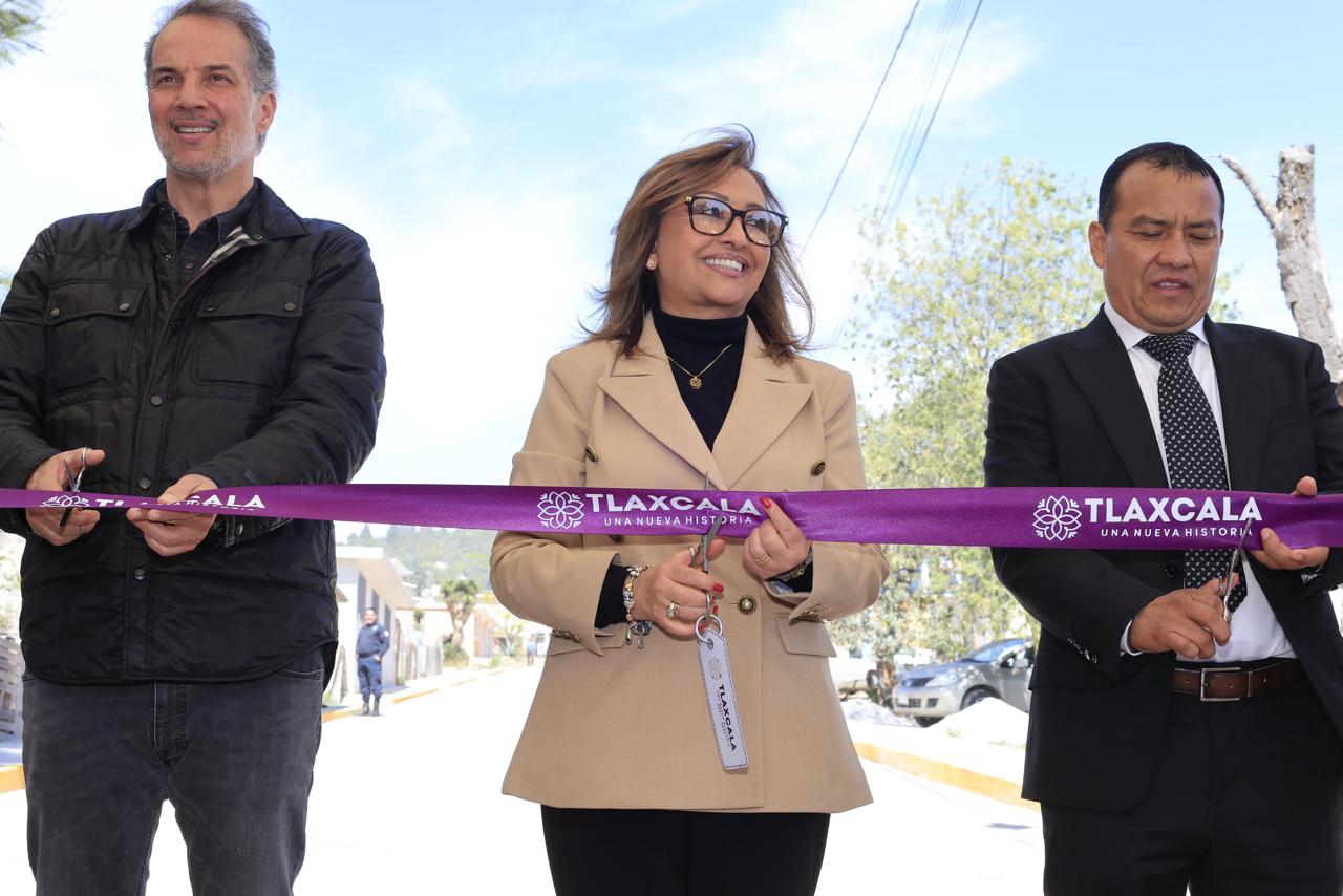 Inaugura gobernadora obras en beneficio de más de 19 mil habitantes de Tetla de la Solidaridad